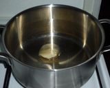 Gyömbéres-bazsalikomos zöldborsófőzelék  (liszt nélkül) recept fázis 3 fotója