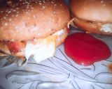 A picture of step 8 of Vegetable cheese burger.