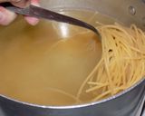 Foto del paso 4 de la receta: Spaguettis al wok con pollo y ajíes