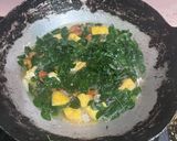 Foto langkah ke 3 dari resep Tumis Tahu Daun Kelor.