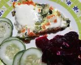 Foto del paso 4 de la receta: Explosión de verduras: frittata con ensalada 🥕🥒🥬🥚🧀