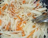 Foto langkah ke 5 dari resep Tumis bengkoang wortel ebi.