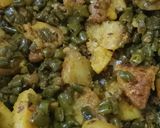 A picture of step 5 of French beans ki sabji.