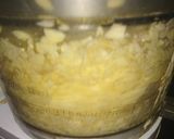 A picture of step 4 of Lehsan adrak ka paste.