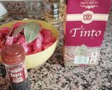 Foto del paso 1 de la receta: Salchichas al vino tinto