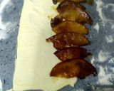 A picture of step 8 of Baked Apple Roses.