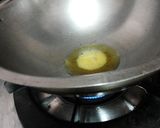 A picture of step 2 of Apple Halwa.