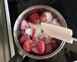 Pas rețetă Prăjitură cremoasă cu căpșuni 🍓🍓 7 fotografie