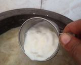 A picture of step 4 of Nawabi Paneer Korma in white Gravy.