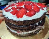 चॉकलेट केक स्ट्राबेरी के साथ (Chocolate cake with strawberry recipe in hindi) रेसिपी चरण 12 फोटो