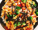 A picture of step 9 of Chirashi zushi (beautifully scattered sushi).