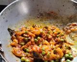 A picture of step 3 of Mumbai style tawa pulao.