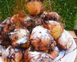A picture of step 7 of Puff Puff Croquembouche.