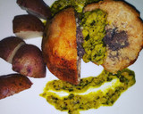 Foto del paso 1 de la receta: Empanado de viandas y bistec crema de aguacate y papas rojas