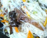 Foto langkah ke 8 dari resep Mie goreng jamur kuping.