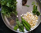 A picture of step 1 of Coconut chutney.