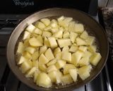 Foto del paso 1 de la receta: Cazuela de pollo al champignon!