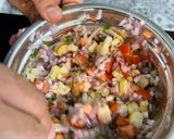 Foto del paso 4 de la receta: Choros a la chalaca ! 🇵🇪