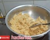 A picture of step 6 of Punjabi suji halwa.