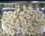 Foto langkah ke 3 dari resep Kue bawang.