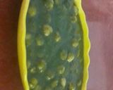 A picture of step 7 of Chola in palak gravy.