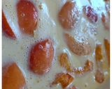Une image de l'étape 3 de Clafoutis aux abricots & romarin.