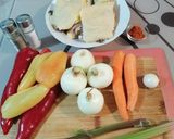 Pas rețetă Tocăniță de cocoș cu mămăliguță 1 fotografie