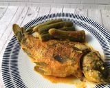 Foto langkah ke 8 dari resep Ikan Mas Arsik terong hijau.