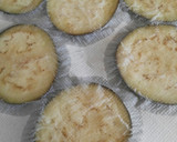 Foto del paso 2 de la receta: Berenjena frita con vinagre y ajos
