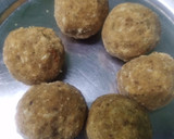 சத்துக்கள் நிறைந்த சுவையான பொட்டுகடலை வேர்கடலை உருண்டை (Verkadalai urundai recipe in tamil) ரெசிபி ஸ்டேப் 5 புகைப்படம்