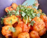 Hình bước làm 4 của món 🌱 Khoai Tây Xào Cà Chua Masala (Vegan)