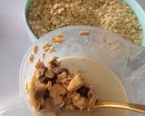 A picture of step 2 of Milk Soaked Fruit Oat Meal.