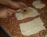 صورة لخطوة 3 من وصفة الفطاير المالحة الحشوة معلكة😚😋😋