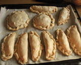 Foto del paso 7 de la receta: 3 berrugas (empanadas) tres