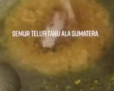 Foto langkah ke 1 dari resep Semur telur tahu ala orang sumatra.