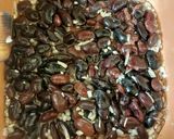 Foto del paso 5 de la receta: Carne de puerco con frijol ayocote