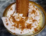 A picture of step 6 of Candi spread dessert cups ❤❤❤.