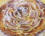 Foto del passaggio 9 della ricetta Torta di pasta frolla alla cannella con crema di albumi e mele