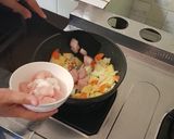 รูปขั้นตอนการทำที่ 4 ของ แกงกะหรี่อกไก่