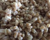 Foto del passaggio 1 della ricetta Farro con melanzane e primo sale 😋