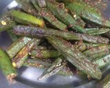 A picture of step 3 of Masala Bhindi.