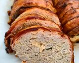 Sajtos-baconos sertésrolád recept fázis 4 fotója
