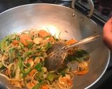 A picture of step 3 of Chowmien.