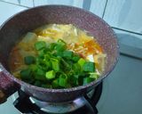 Foto langkah ke 5 dari resep Sup tahu tomat.