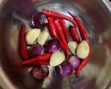 Gambar langkah 2 resipi Sambal goreng.