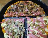 Foto del paso 6 de la receta: Pizza con alcuciles, hongos, jamón y cebolla