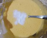 Foto langkah ke 4 dari resep Flourless Yogurt Cake.