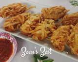 A picture of step 6 of Threaded Aloo Samosas.