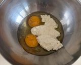 Φωτογραφία βήματος 3 της συνταγής Scrambled eggs με Cottage Cheese και χυμό