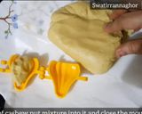 A picture of step 7 of Kesar_Kaju_Modak(Saffron Cashew Modak).